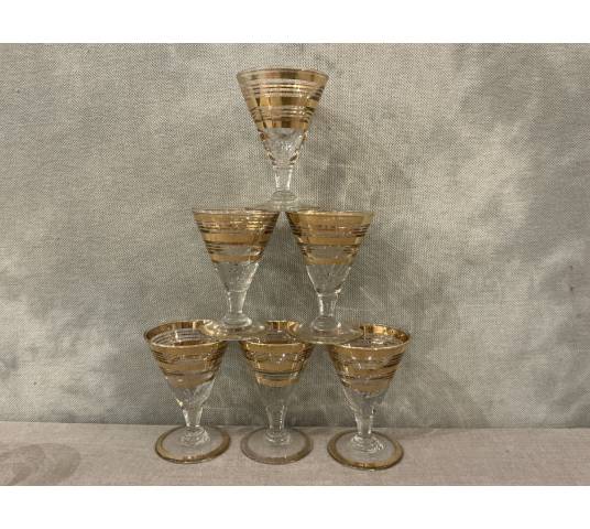 Série de 8 verres à Porto en verre et filets d'or
