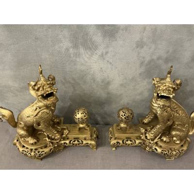 Paire de chenets chiens fô en bronze doré d'époque 19 ème