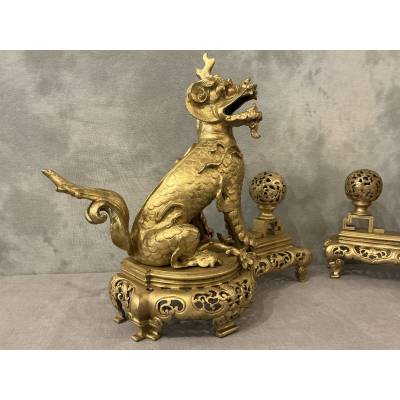 Paire de chenets chiens fô en bronze doré d'époque 19 ème
