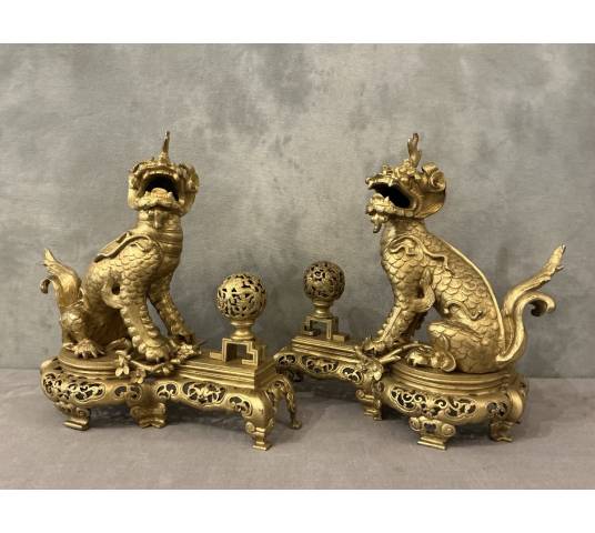 Paire de chenets chiens fô en bronze doré d'époque 19 ème
