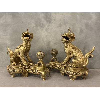 Paire de chenets chiens fô en bronze doré d'époque 19 ème