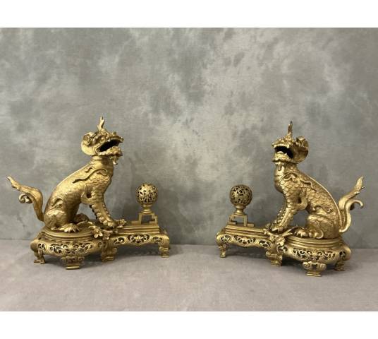 Paire de chenets chiens fô en bronze doré d'époque 19 ème