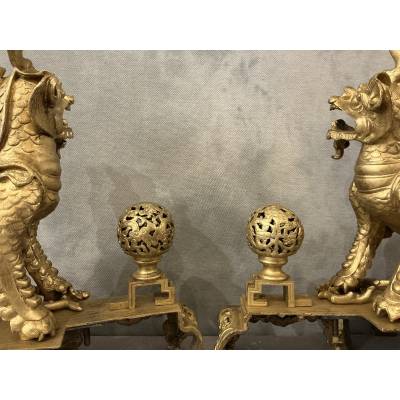 Paire de chenets chiens fô en bronze doré d'époque 19 ème