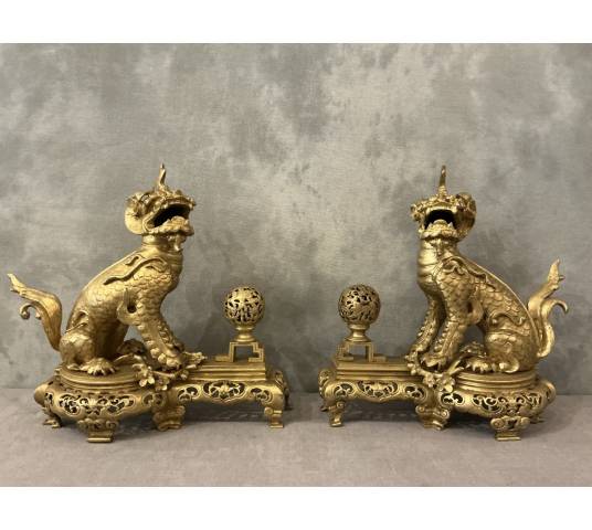 Paire de chenets chiens fô en bronze doré d'époque 19 ème