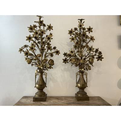 Paire de candélabres bouquets de fleurs en laiton d'époque 19 ème