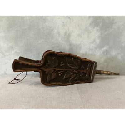 Soufflet de cheminée ancien en bois sculpté d'époque début 19 ème