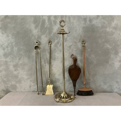 Serviteur de cheminée ancien en laiton d'époque 19 ème  de style Louis XVI