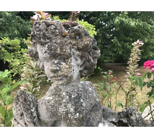 2 Ou 4 statues de jardin en pierre reconstituées XXème