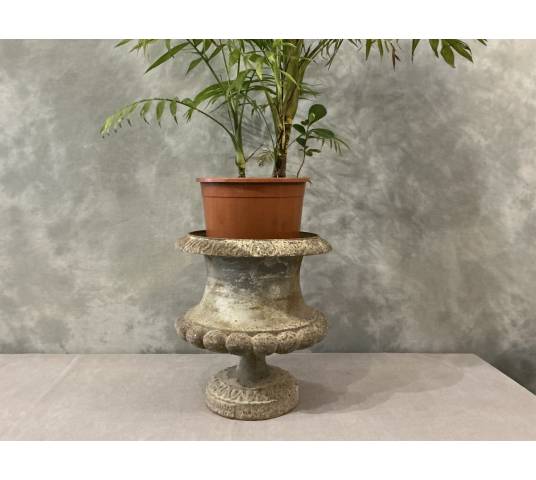Vase de jardin en fonte d'époque fin 19 ème