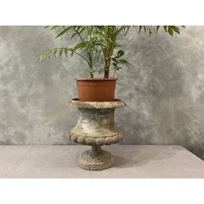 Vase de jardin en fonte d'époque fin 19 ème