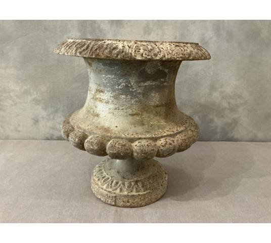 Vase de jardin en fonte d'époque fin 19 ème