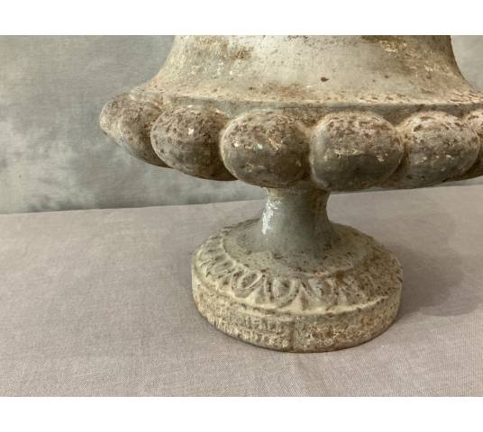 Vase de jardin en fonte d'époque fin 19 ème