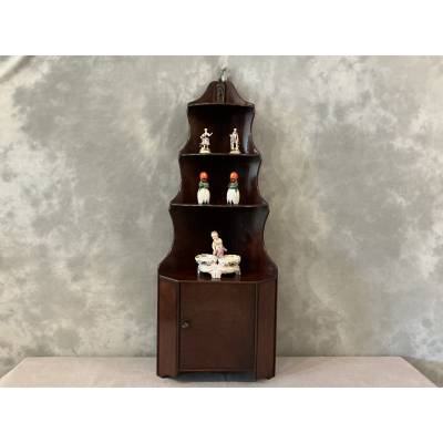 Small 19th-century mahogany corner shelf