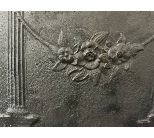 Plaque de cheminée ancienne en fonte d'époque 18 ème