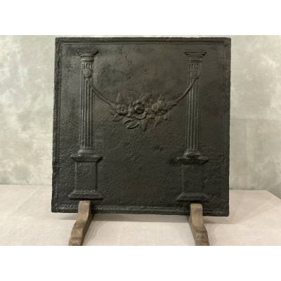 Plaque de cheminée ancienne en fonte d'époque 18 ème