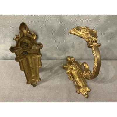 Paire de portes embrasses en bronze doré de style Louis XVI d'époque 19 ème