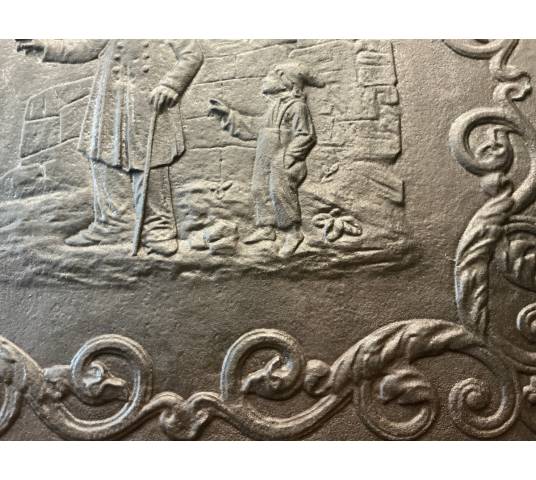 Grande plaque de cheminée ancienne en fonte d'époque 19 ème (82X82cm)