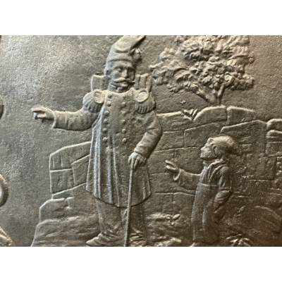 Grande plaque de cheminée ancienne en fonte d'époque 19 ème (82X82cm)