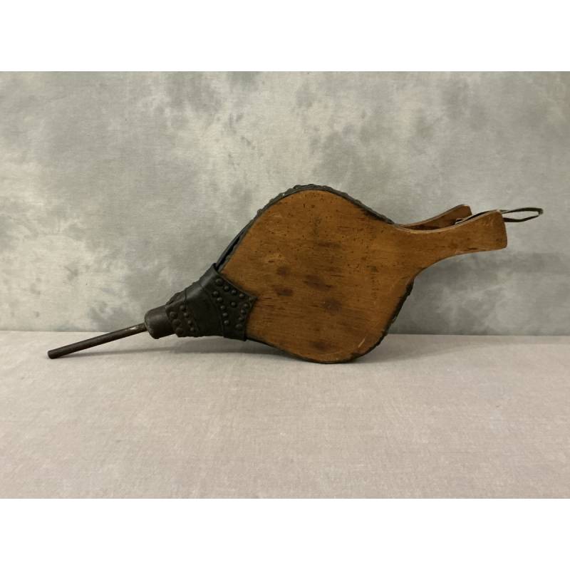 Gros soufflet ancien d'époque fin 18 ème en bois clair