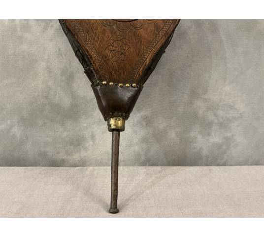 Soufflet de cheminée ancien en bois rustique d'époque 18 ème