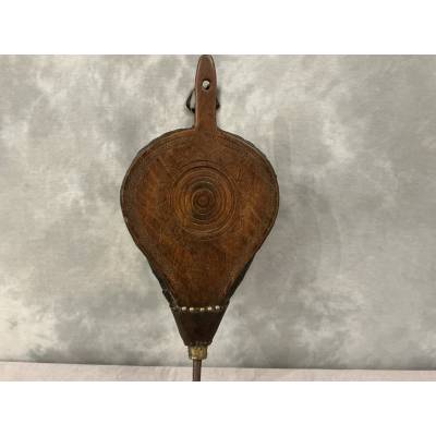 Soufflet de cheminée ancien en bois rustique d'époque 18 ème