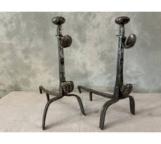 Paire de chenets anciens en fer d'époque 18 ème