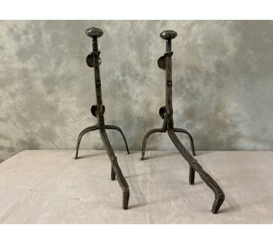 Paire de chenets anciens en fer d'époque 18 ème