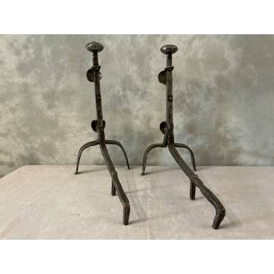 Paire de chenets anciens en fer d'époque 18 ème