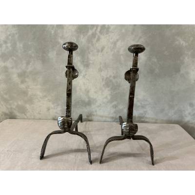 Paire de chenets anciens en fer d'époque 18 ème
