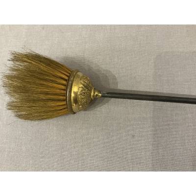 Petite balayette de cheminée ancienne en fer et bronze d'époque 19 ème