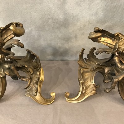 Beaux track old models to monkeys in golden bronze at the time 19 th