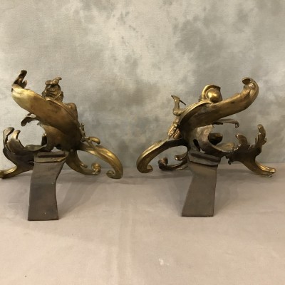 Beaux track old models to monkeys in golden bronze at the time 19 th