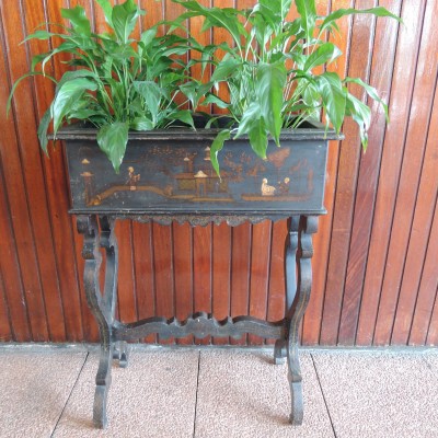 NIII period gardens 19th century wood noirci with sets of chinoiseries
