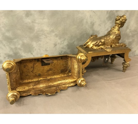 Paire de chenets en bronze doré aux sphinx d'époque 19 ème
