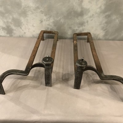 Pair of time-wrought iron tracks 18th-century.