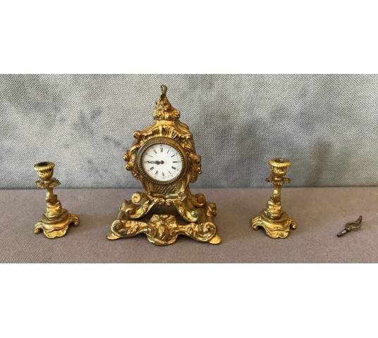 Ravissante petite pendule en bronze doré d'époque 19 ème Napoléon III