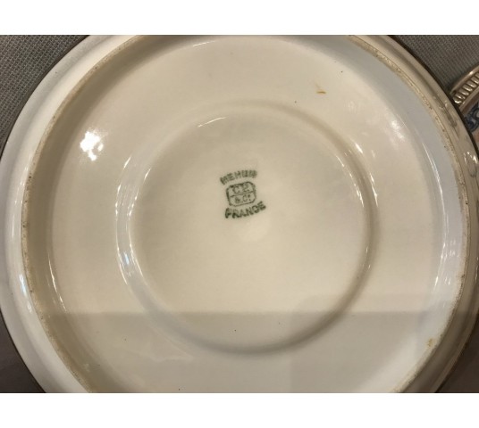 Bol à bouillon en porcelaine de Mehun et son assiette cerclage en argent d'époque fin 19 ème