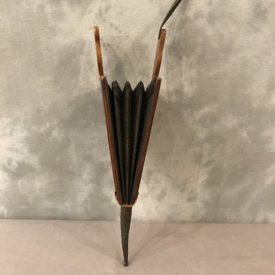 Old chimney wafer, old mahogany chimney Directory