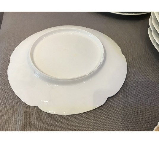 Porcelain table service in the taste of Limoges