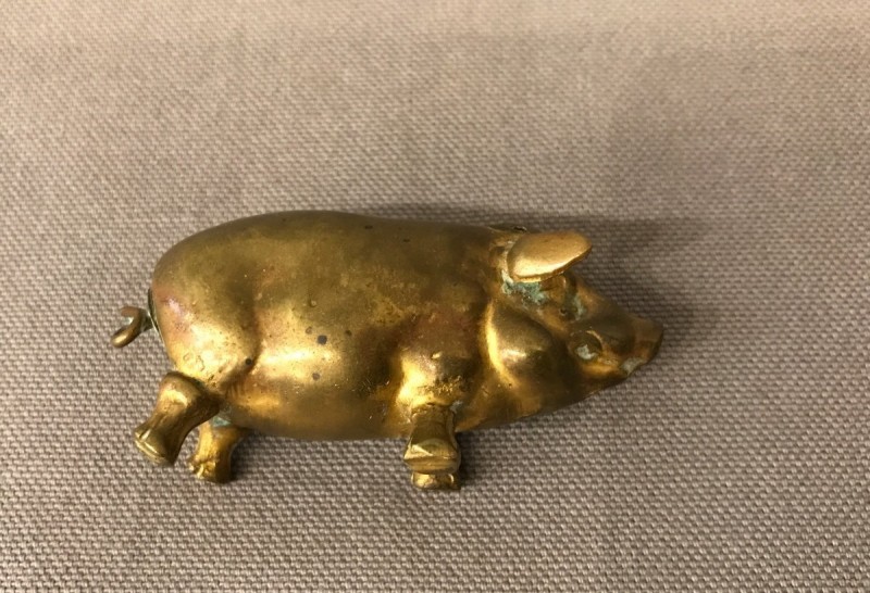 Saliere little pig in vintage brass 19 th