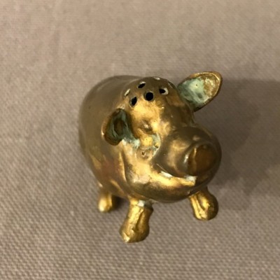 Saliere little pig in vintage brass 19 th