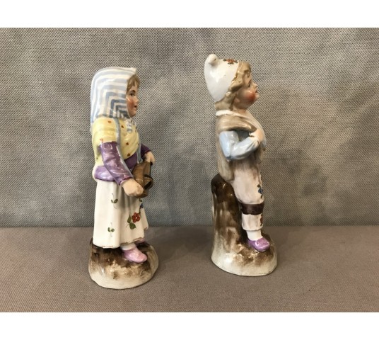 Small couple of porcelain characters from Dresden of epoch 19 th