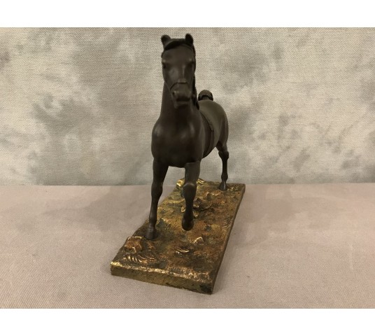 Little bronze horse at the time 19 th