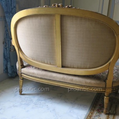 Salon en bois sculpté et gilded de style Louis XVI Napoléon III "