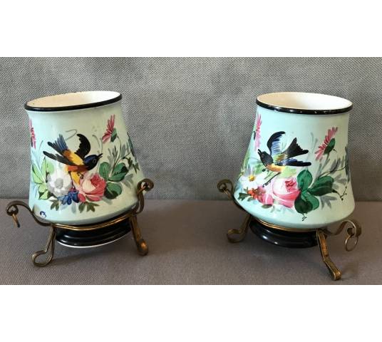 Paire de petits caches-pots en porcelaine d'époque 19 ème