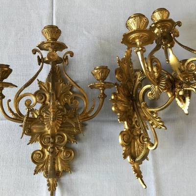 Pair d' appliques en bronze gilt de style NéoGothic d' époque 19 ème