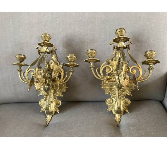 Pair d' appliques en bronze gilt de style NéoGothic d' époque 19 ème