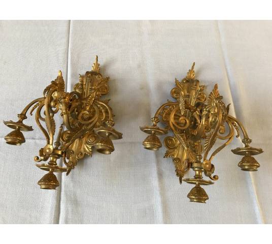 Paire d'appliques en bronze doré de style Néogothique d'époque 19 ème