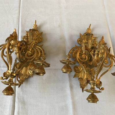 Pair d' appliques en bronze gilt de style NéoGothic d' époque 19 ème