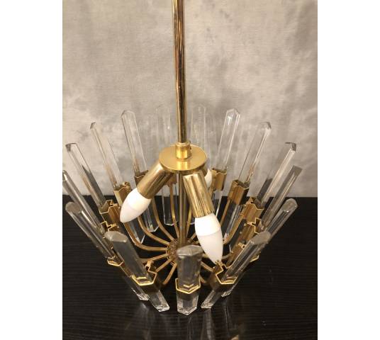 Beau lustre Scoliari vers 1970 en laiton et cristal